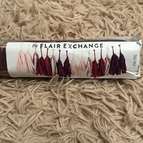 The Flair Exchange Tissue Paper Tassel Garland Kit- Color: Sultry - Picture 5 of 7